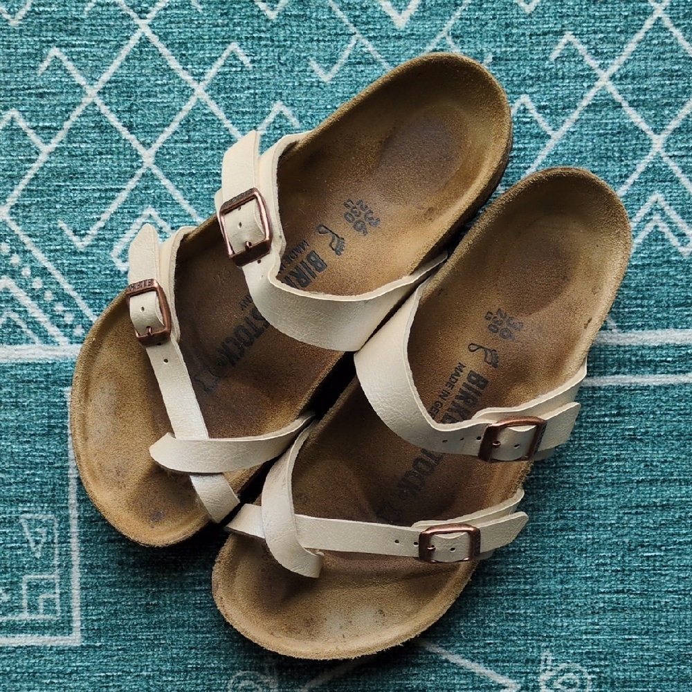 Birkenstock Cream Sandals
